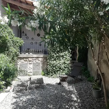 La Maison De La Fontaine * Villeneuve-Minervois