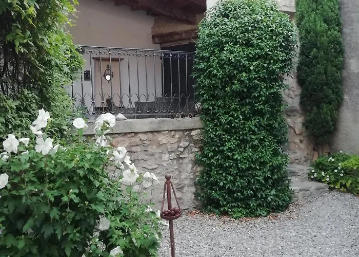 La Maison De La Fontaine *
